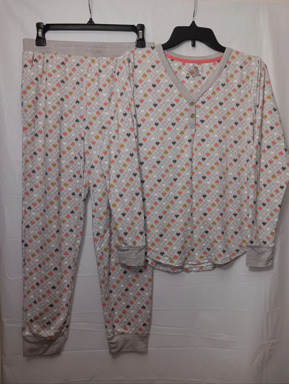 CUDDI DUDS Kids Gray Heart-Print Pajama Set - Cozy Long Sleeve & Pants